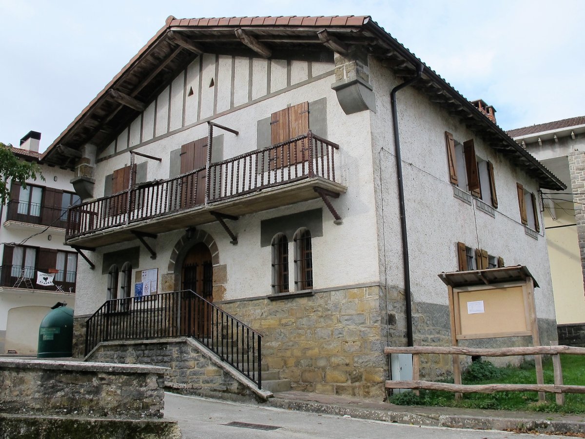 Apezetxea etxea, Gartzaron-Basaburua