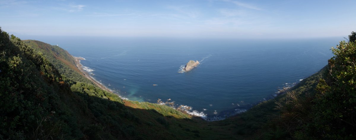 Tontorretik gertu itsaso aldera ikuspegi zabala