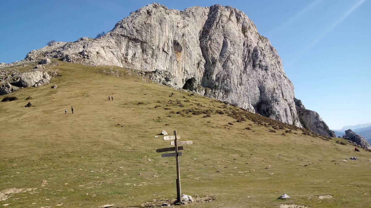 Mugarralanda Lepoa eta Mugarra (969m)