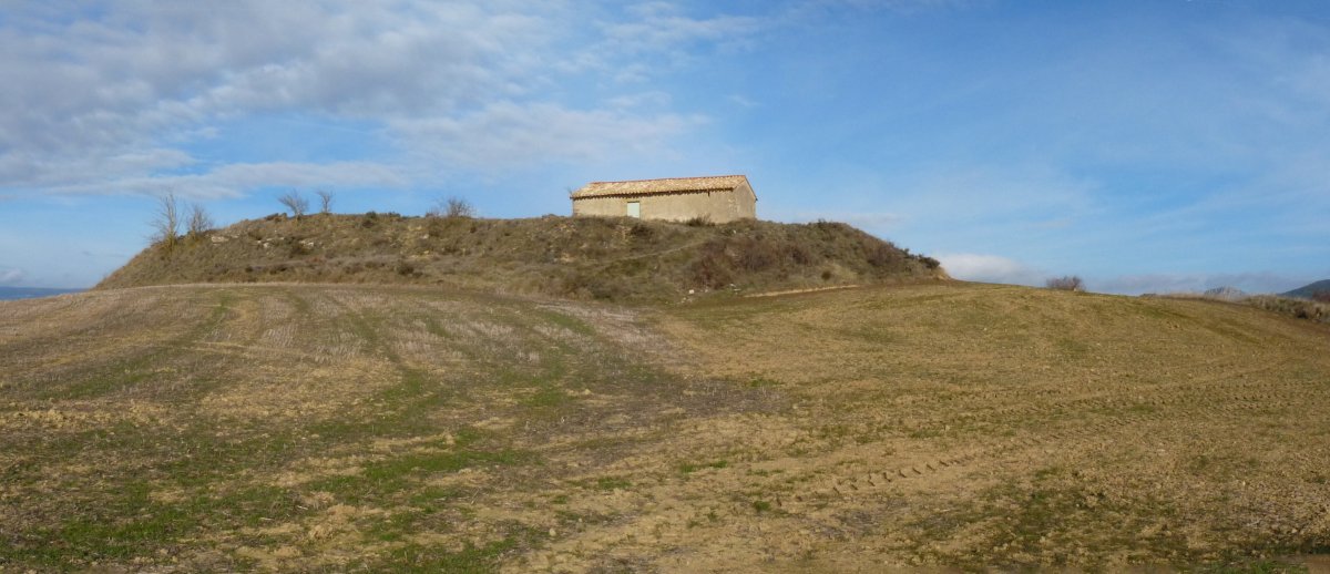 San Kristobal ermita, Girgillaoko mendatearen gainean