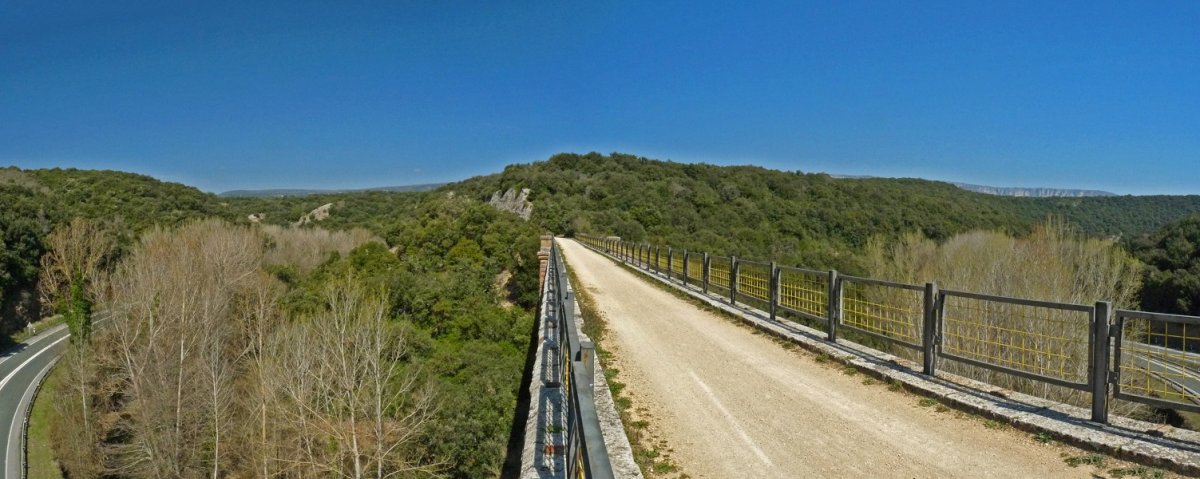 Vasco-Navarroaren zubia, Azedo eta Zuñiga artean