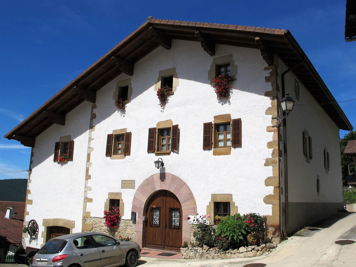 Bortaneko Etxea, Urritzola-Ultzama