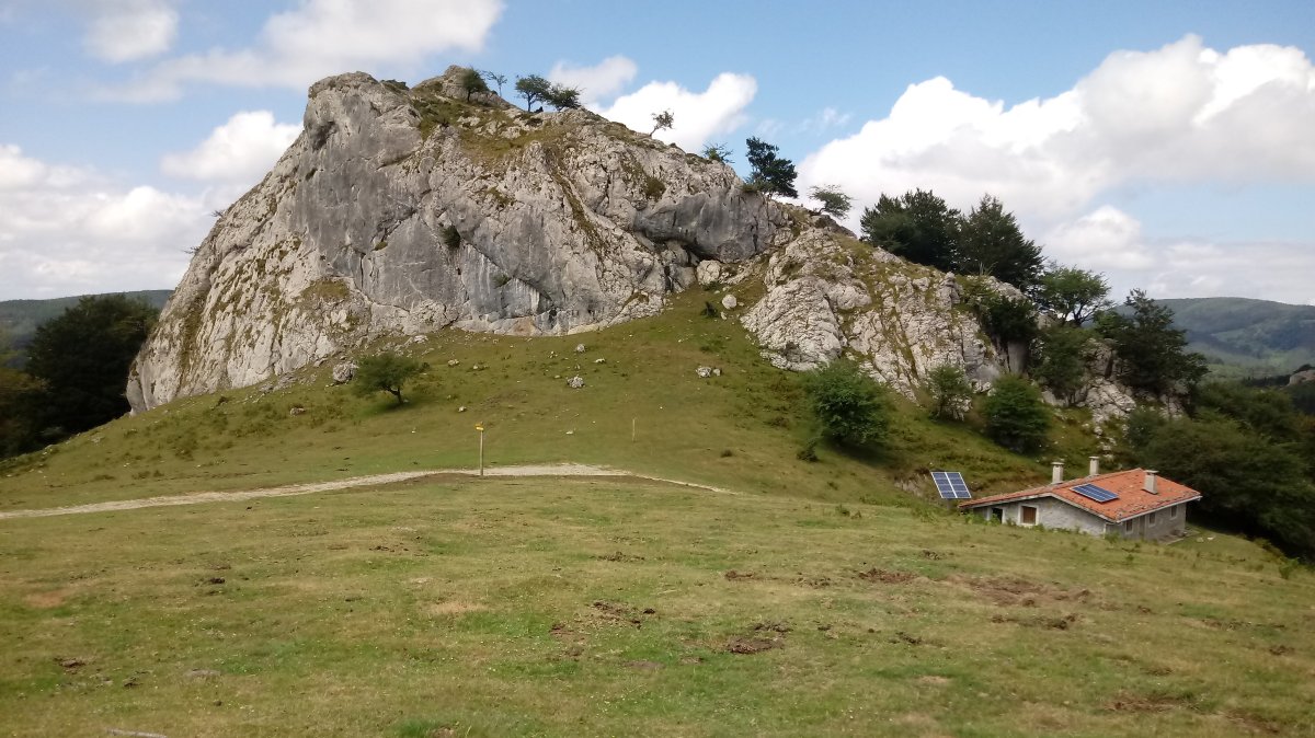 Zabalaitz (868m) Garagartzako lepotik