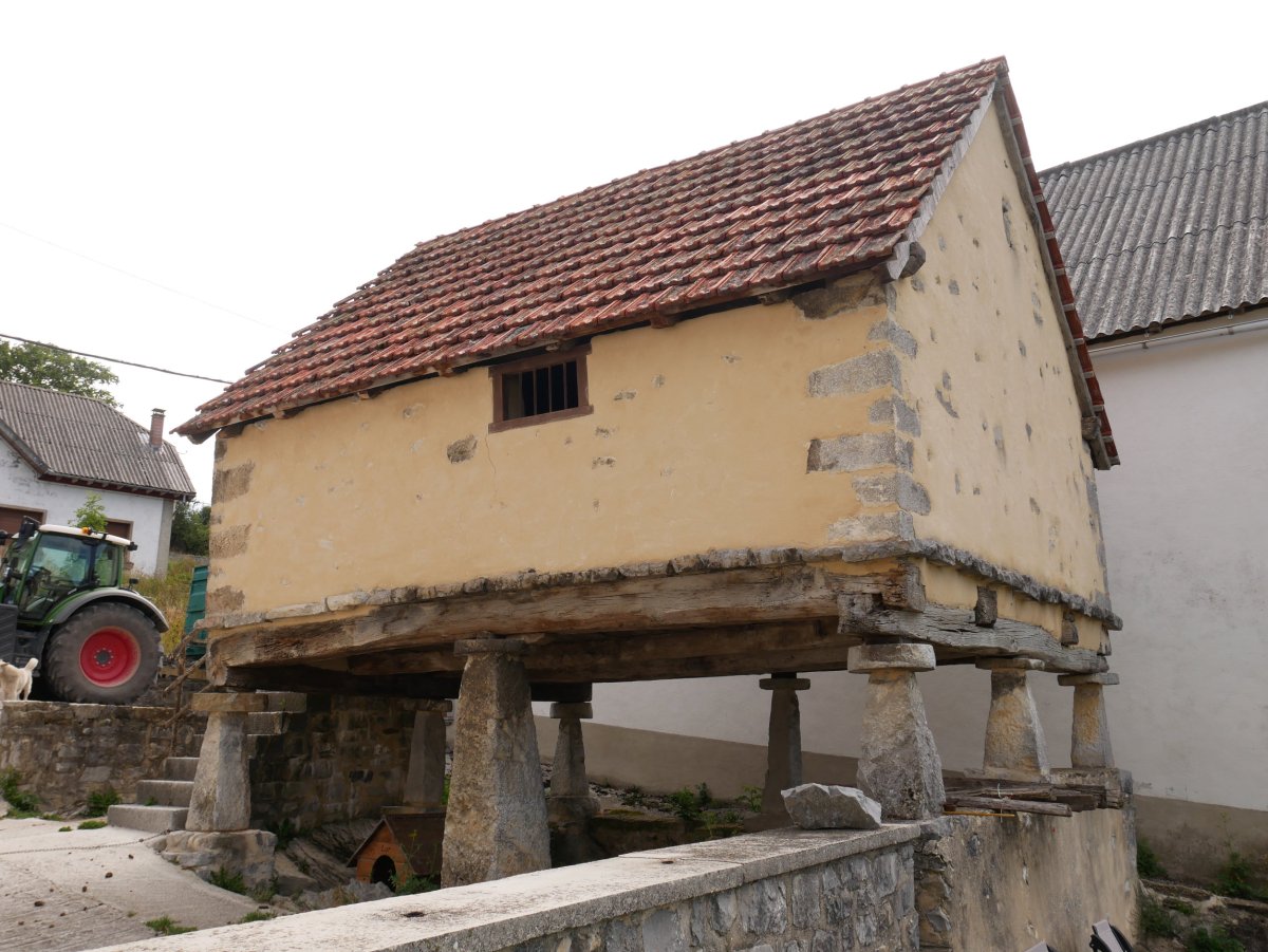 Portal etxeko garaia, Hiriberri