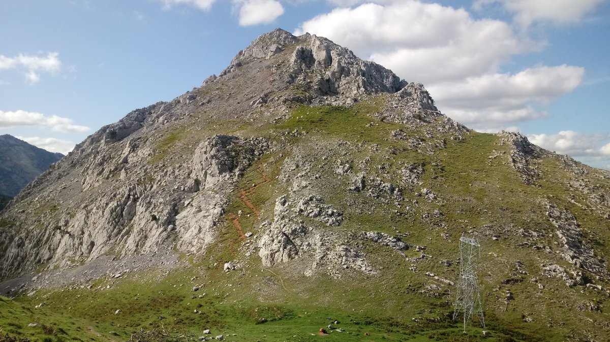 Astxiki (785m)