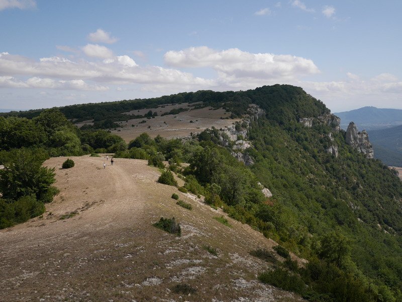 Azantza Larraitzatik ikusita