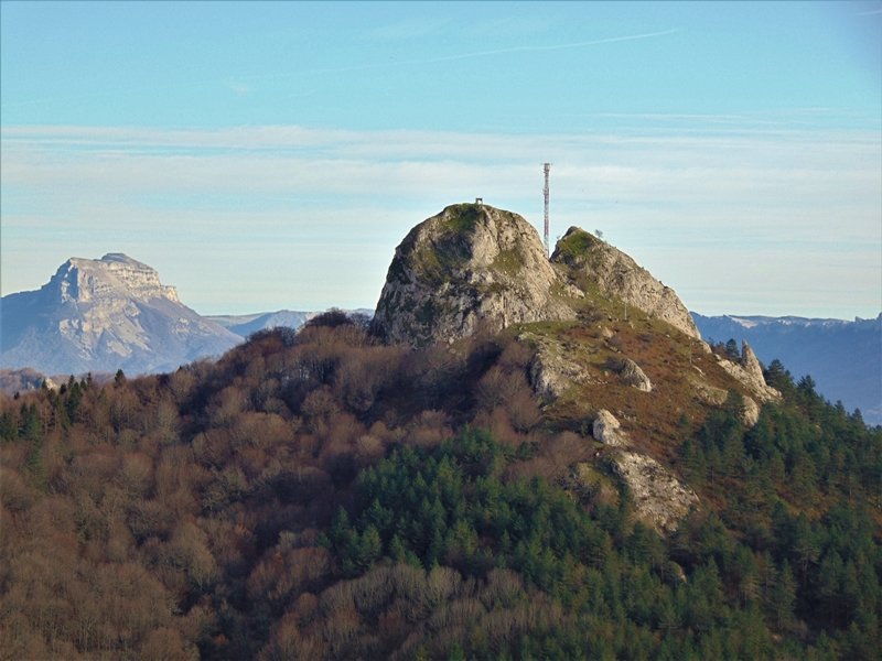 Aitzabaldik. Atzean, Beriain