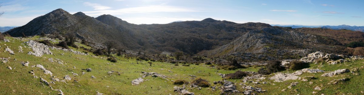 Galdara sakonunearen ikuspegia Belatxikietatik ikusita