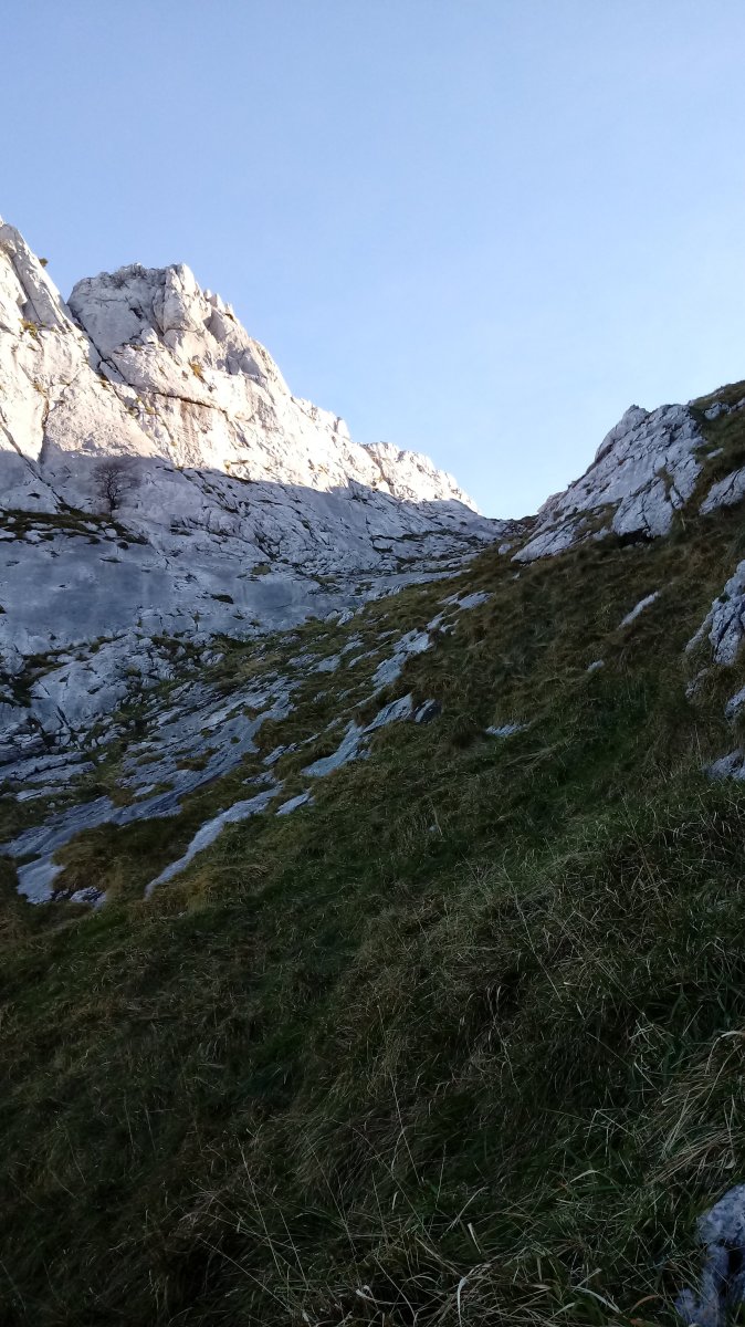 Axkorrigain (1095) igotzen