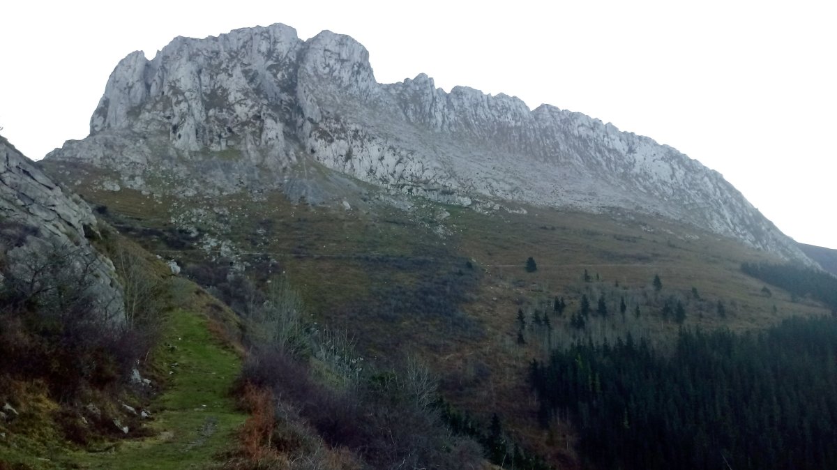 Axkorrigain (1095m) Aldabide urjauzitik