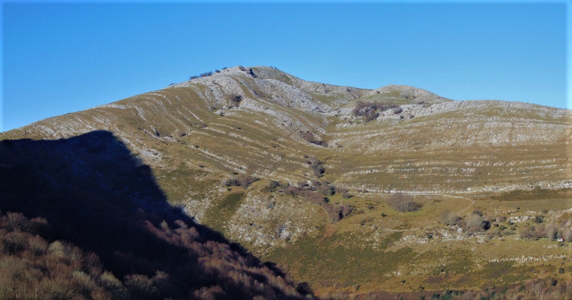 Irumugarrietako Harkaitza Ingurutik