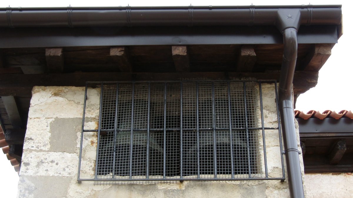 San Esteban eliza, Ibisate Arraia-Maeztu