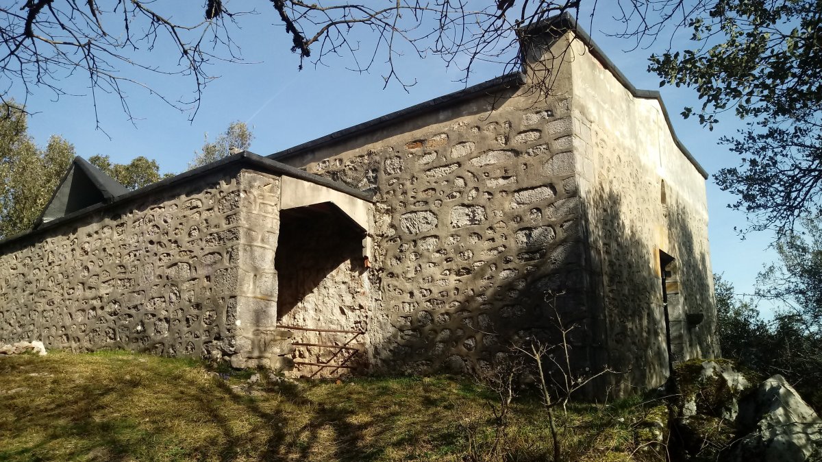 Artadi, tontorreko baseliza