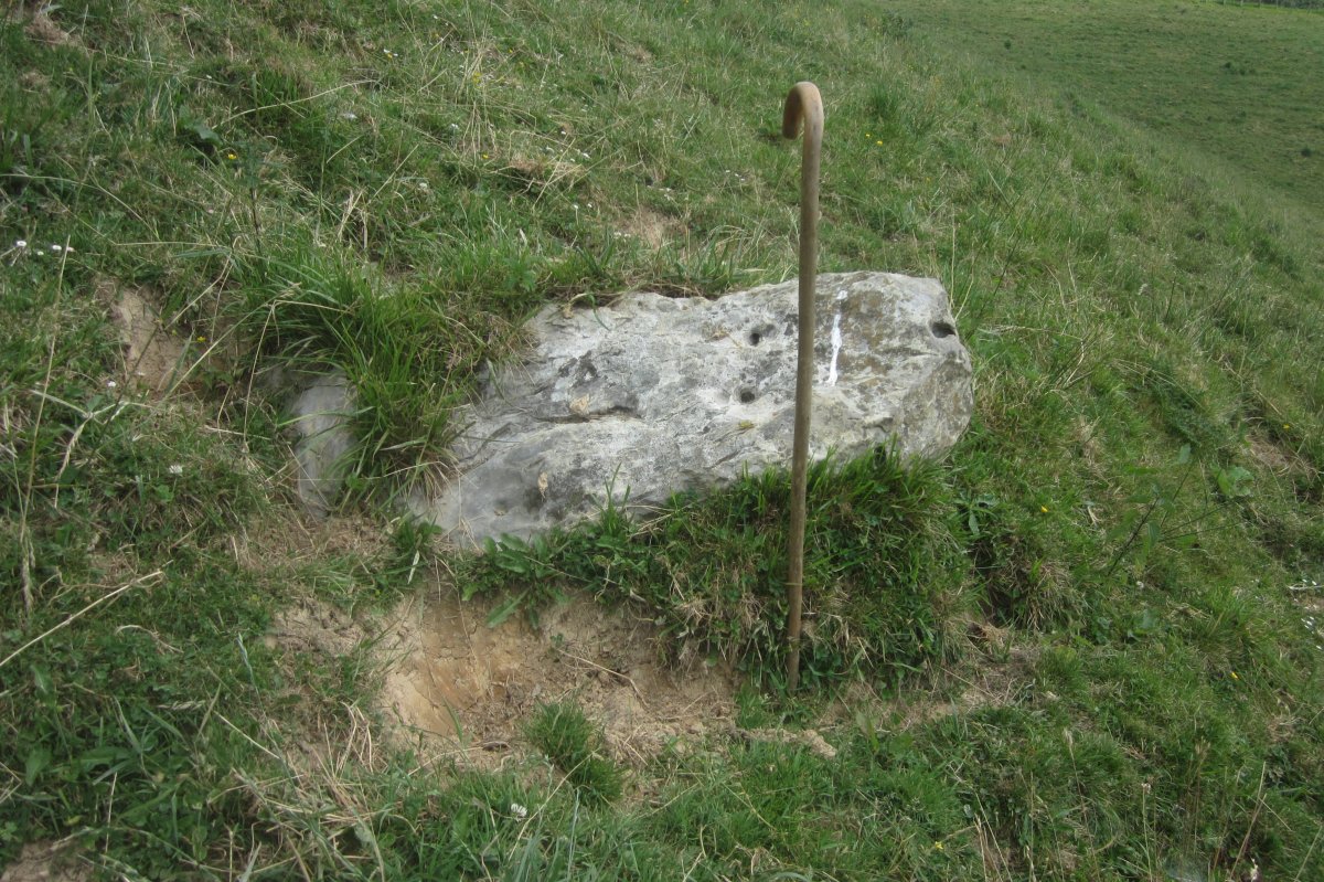 Monolito Aitola (Junio 2020)