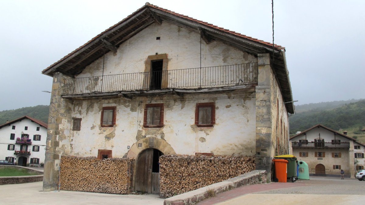 Etxea, Bizkarreta-Gerendiain