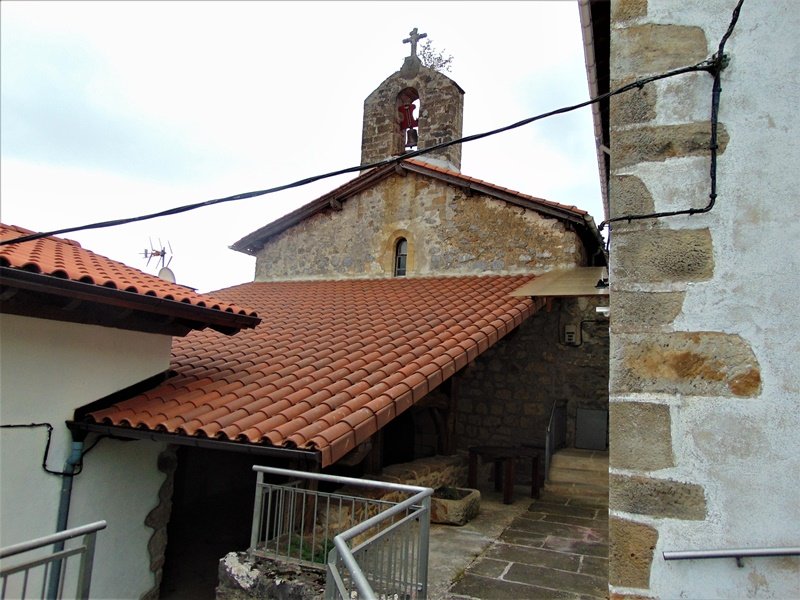 San Andres Ermita Uribarri Auzoan