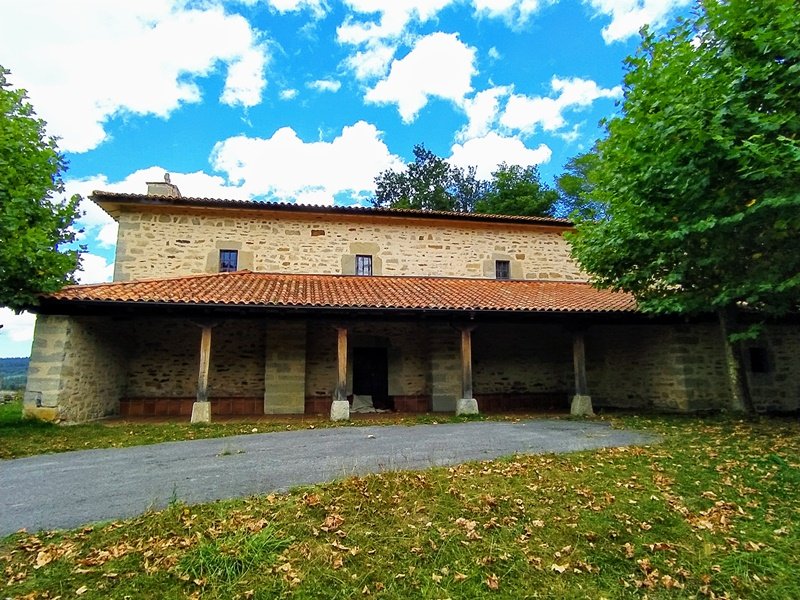 San Prudentzio Ermita Lezaman