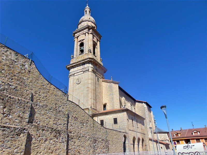 Done Bladi Eliza Dulantzin