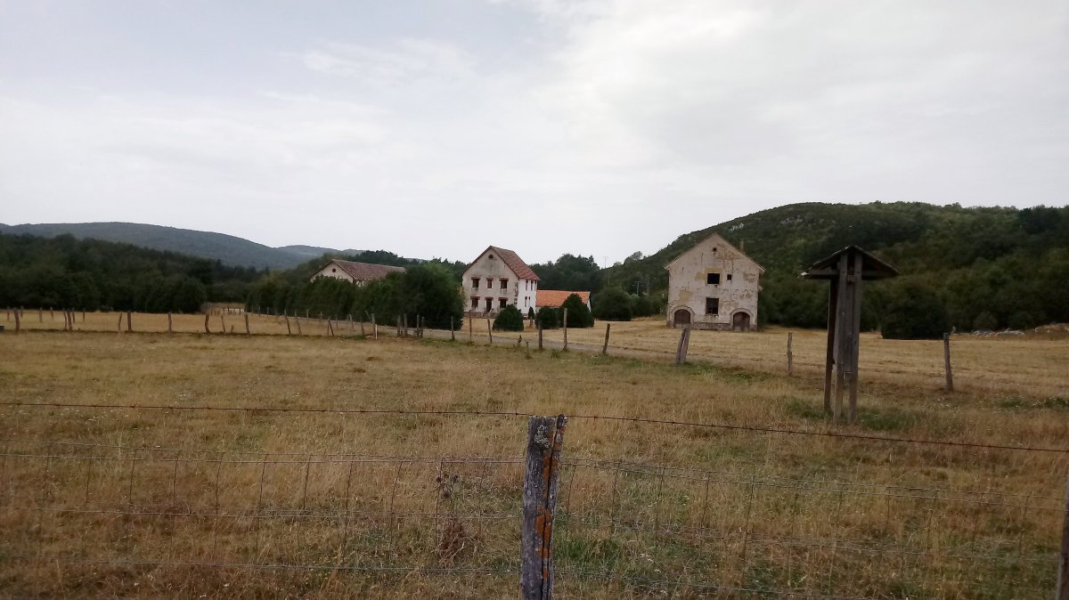 Erremendiako saikuntza finka