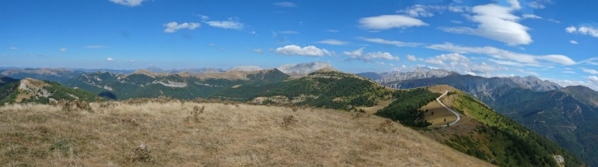 Paisaia zabala gailurretik