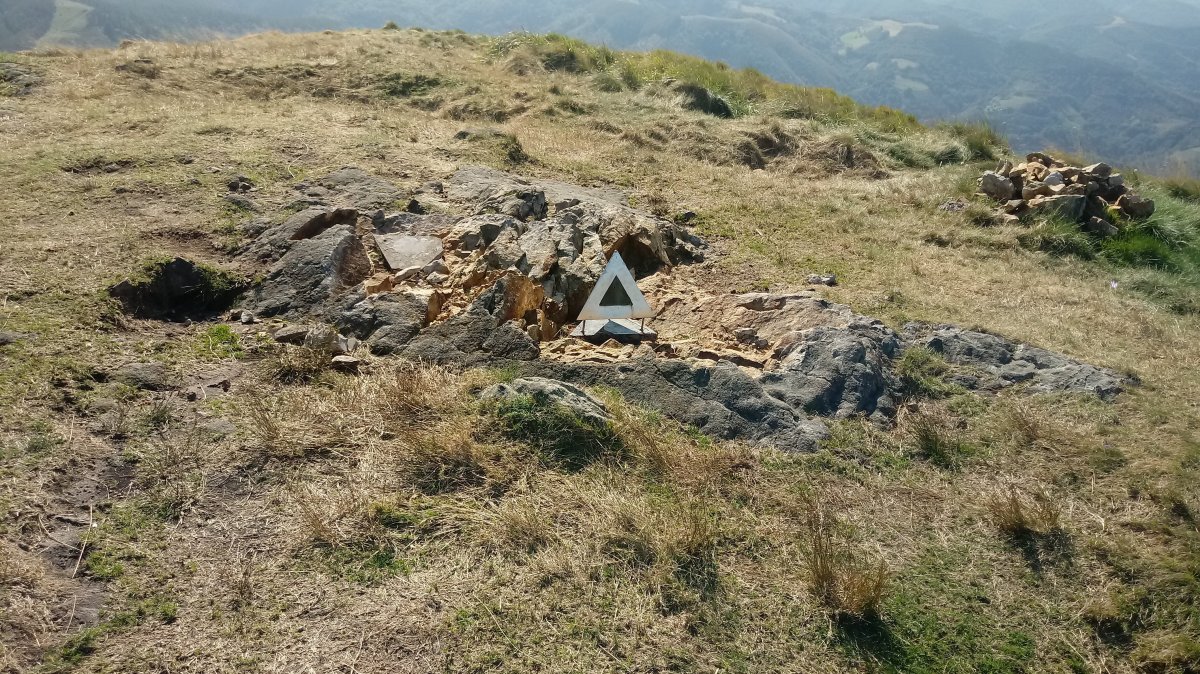 Erroilbide (837m) tontorra
