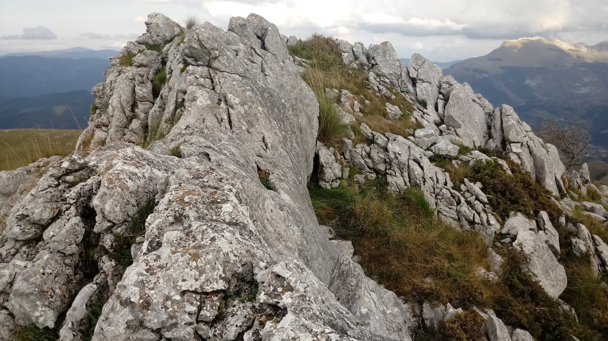 Zaraialaburu (1119m) tontorra