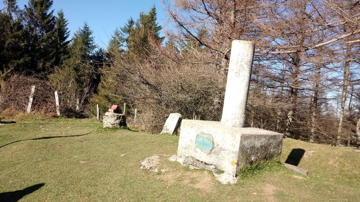 Landarraitz (828m) tontorra