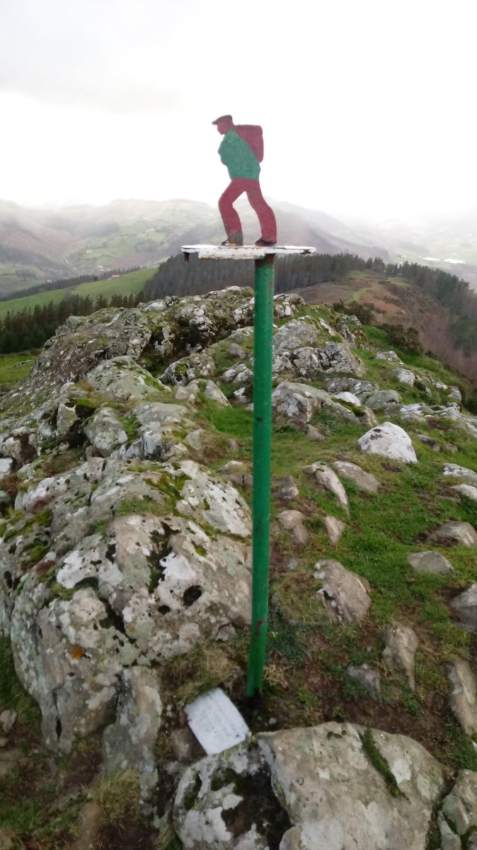 Kalamua (711m) postontzia 2