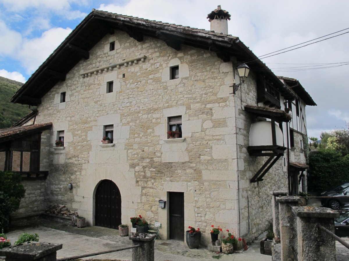 Alkatenea etxea, Muskitz-Imotz