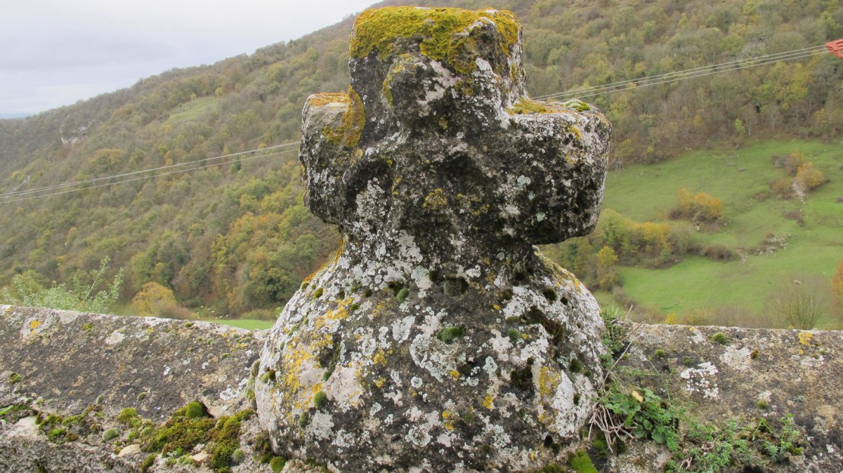 Hilarria 2 eliz atarian, Goldaratz-Imotz