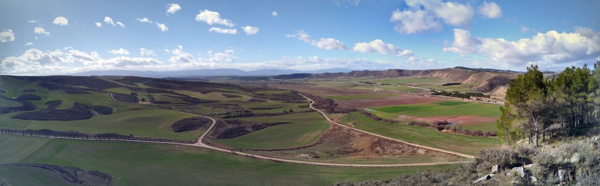 Paisaia zabala gailurretik