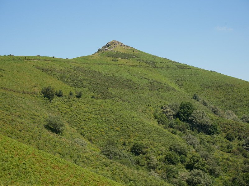 Soporro mendebaldetik ikusita