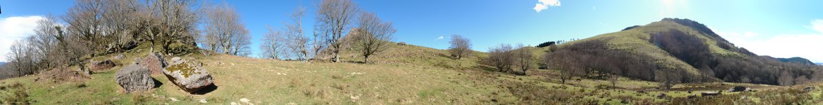 Manteleko Harkaitzak, Aballarri eta Adarra