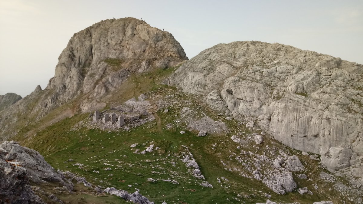 Udalaitz (1171m) Ekialdeko puntatik