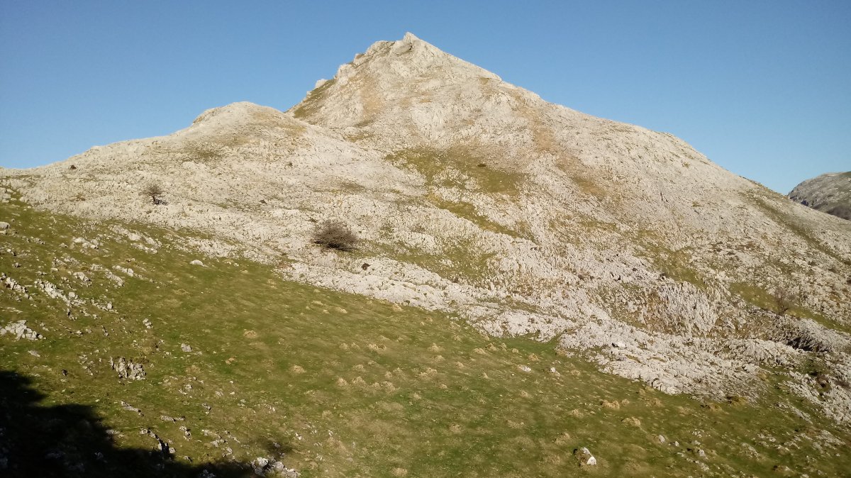 Arkaitz (1312m) mendebaldetik