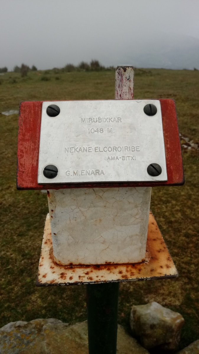 Mirubizkar (1048m) postontziaren xehetasuna