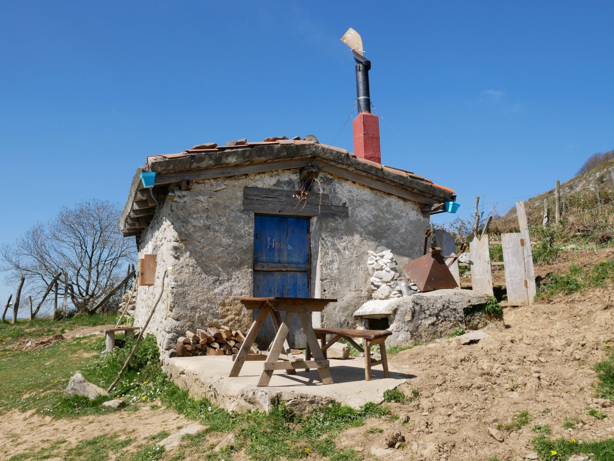 Txotanen borda, Lizarbakarra lepoan