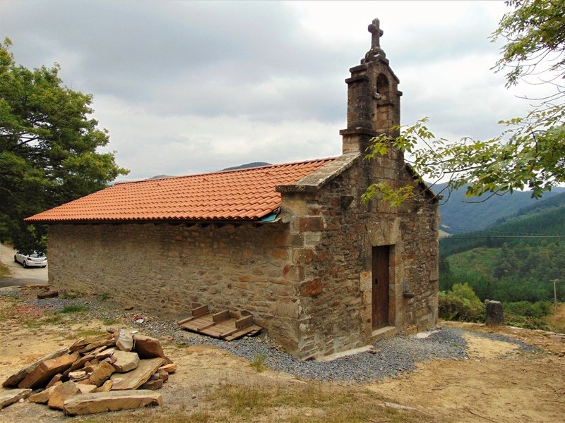 San Adrian eta Santiago Ermita Katadio Auzoan