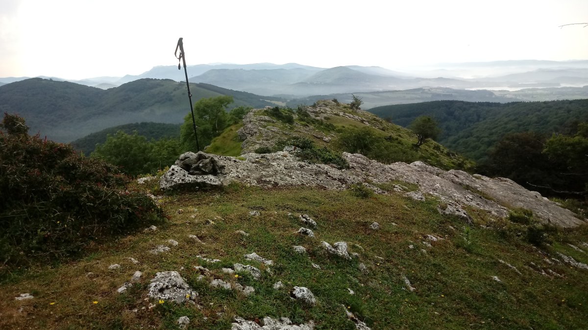 Harrikurutze E. (841m) tontorra