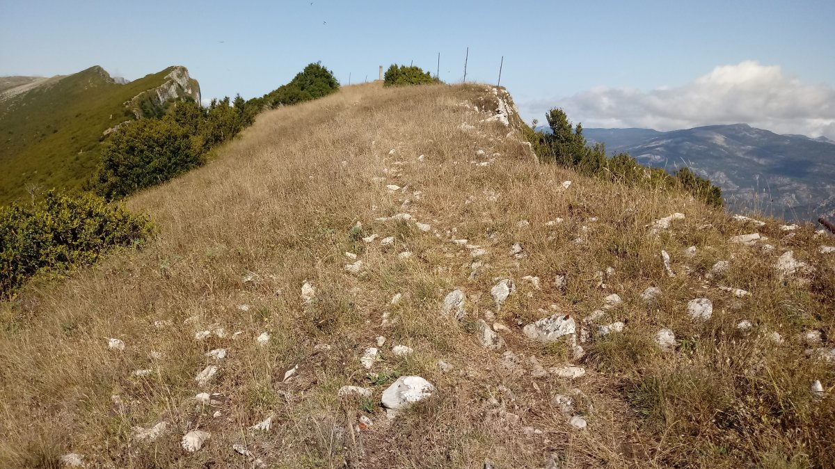 Satrustegi Erpina (1139m) tontorrera iristen