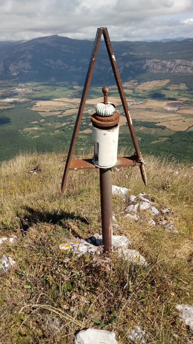 Satrustegiko Haitza (1204m) postontzia