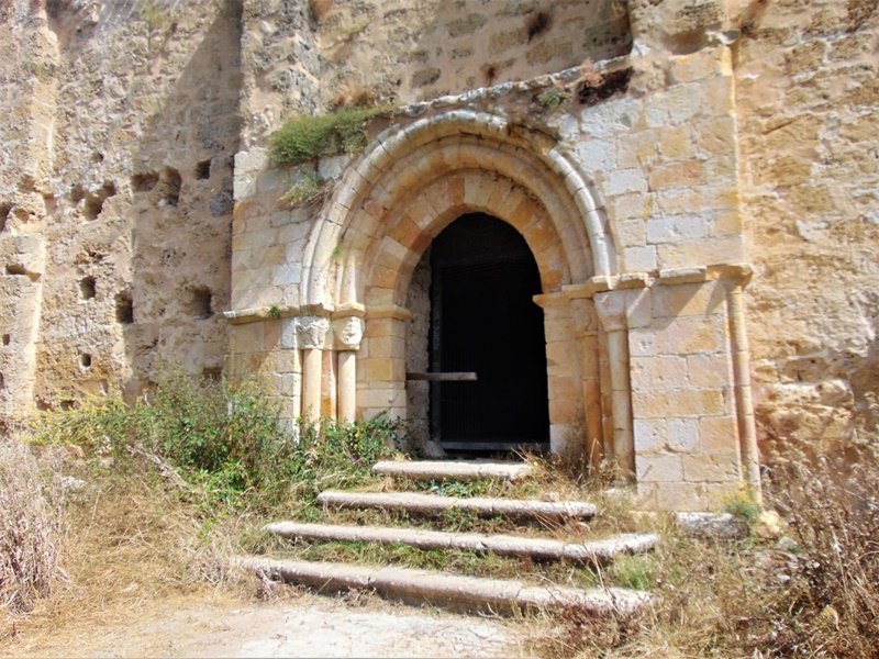 San Esteban Eliza Riberan