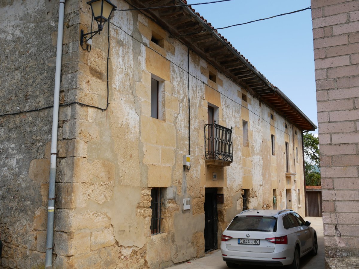 Goikara auzoko etxea, Apilaiz