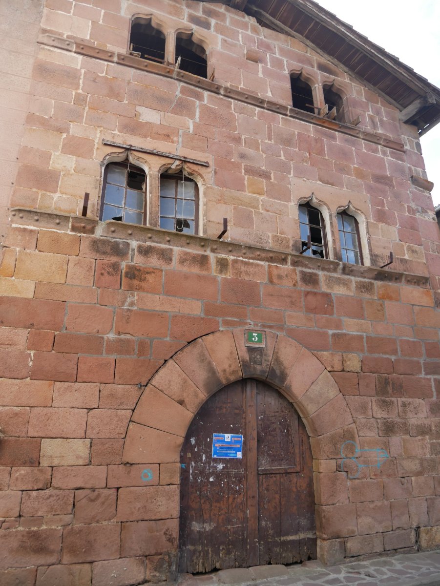 Merkatarien Karrika 3, Doneztebe