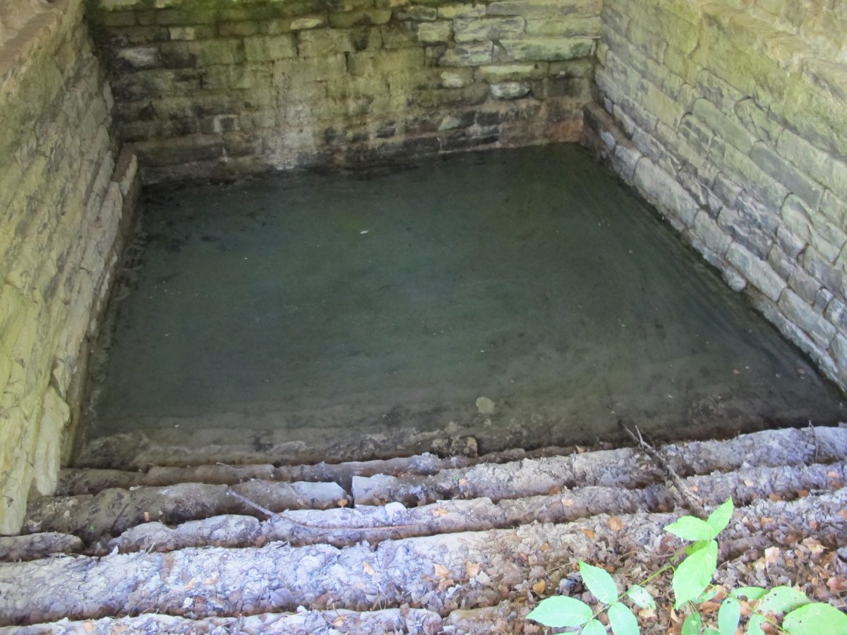 Iturri erromanikoa, Turrillas-Itzagaondoa