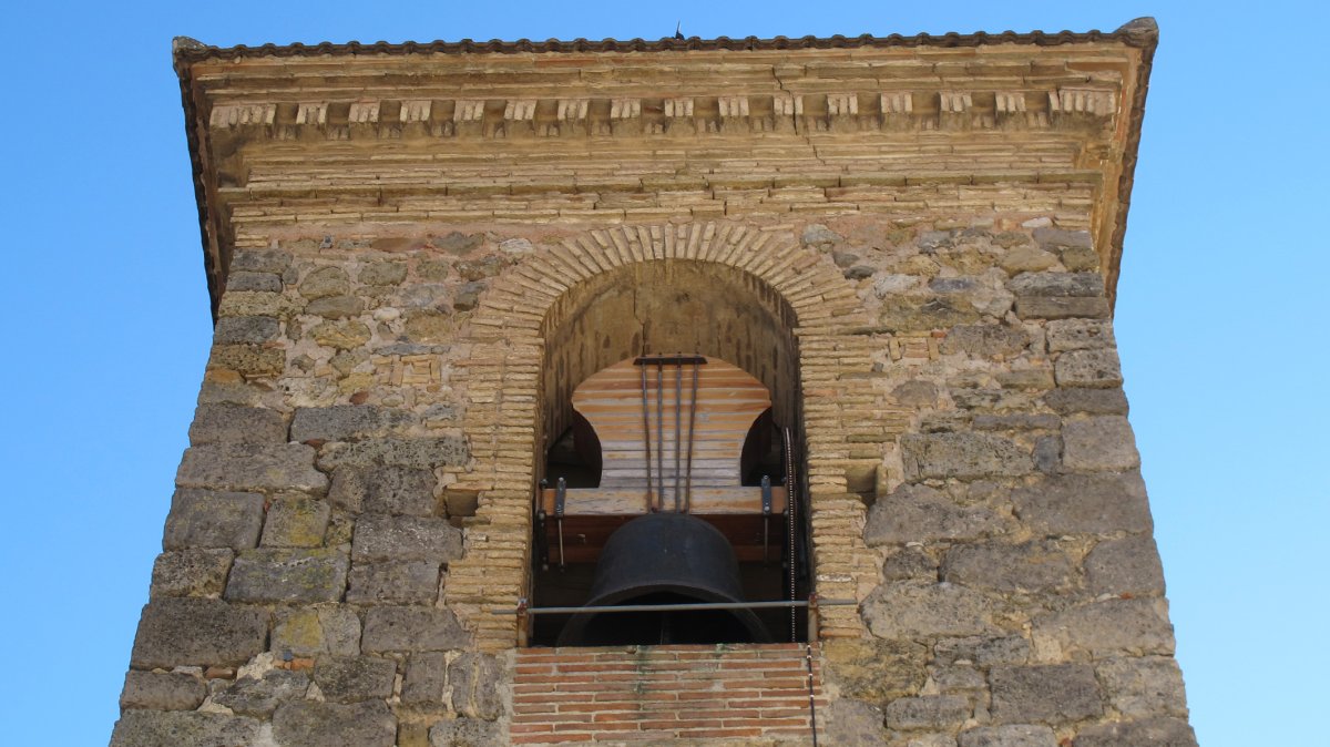 San Martin eliza, Aiegi