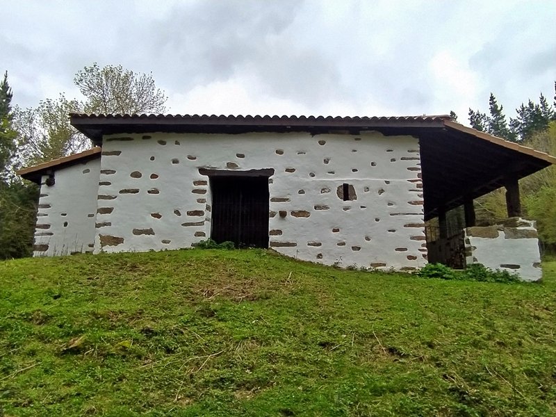 Agata Deunaren Ermita Zeanurin