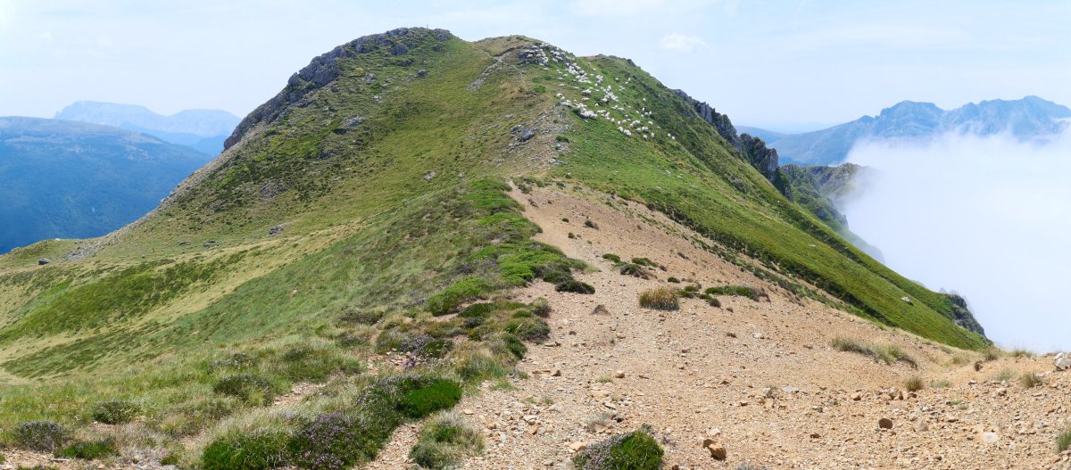 Hegoaldeko tontorra (erpin geodesikoduna), Lakhura