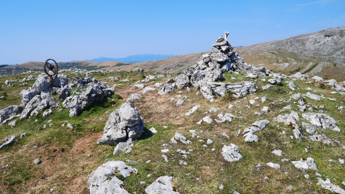 Txartelontzia, Mendiaundi