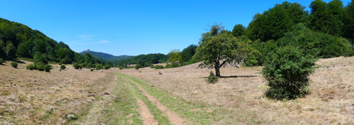 Atako bailarra Eguerdimuñoren parean